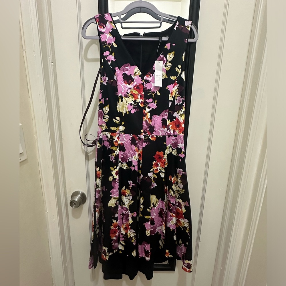Whlte House Black Market Floral dress.
